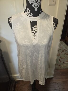 LOFT Sleeveless White Keyhole Neck Tank